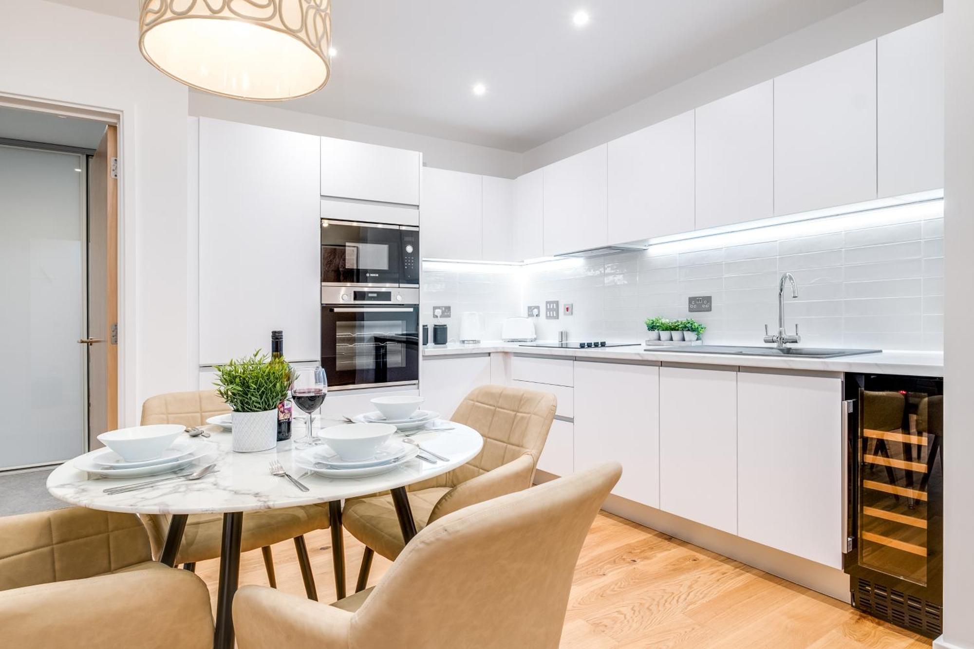Pluxa Creme Opulence 5 Star Beautiful High End Apartment In Birmingham City Centre المظهر الخارجي الصورة